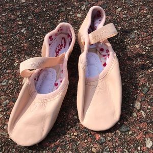 NEW Size 12 Capezio Love ballet shoes